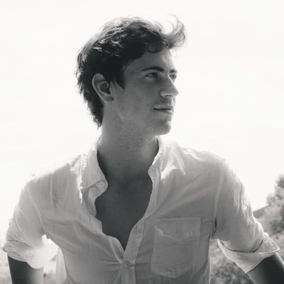 Rob Moore's avatar