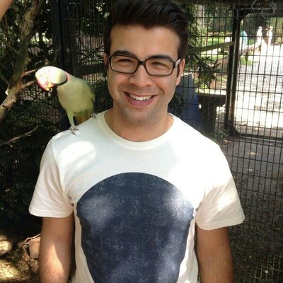 Pourya's avatar
