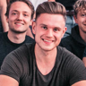 Richard 's avatar