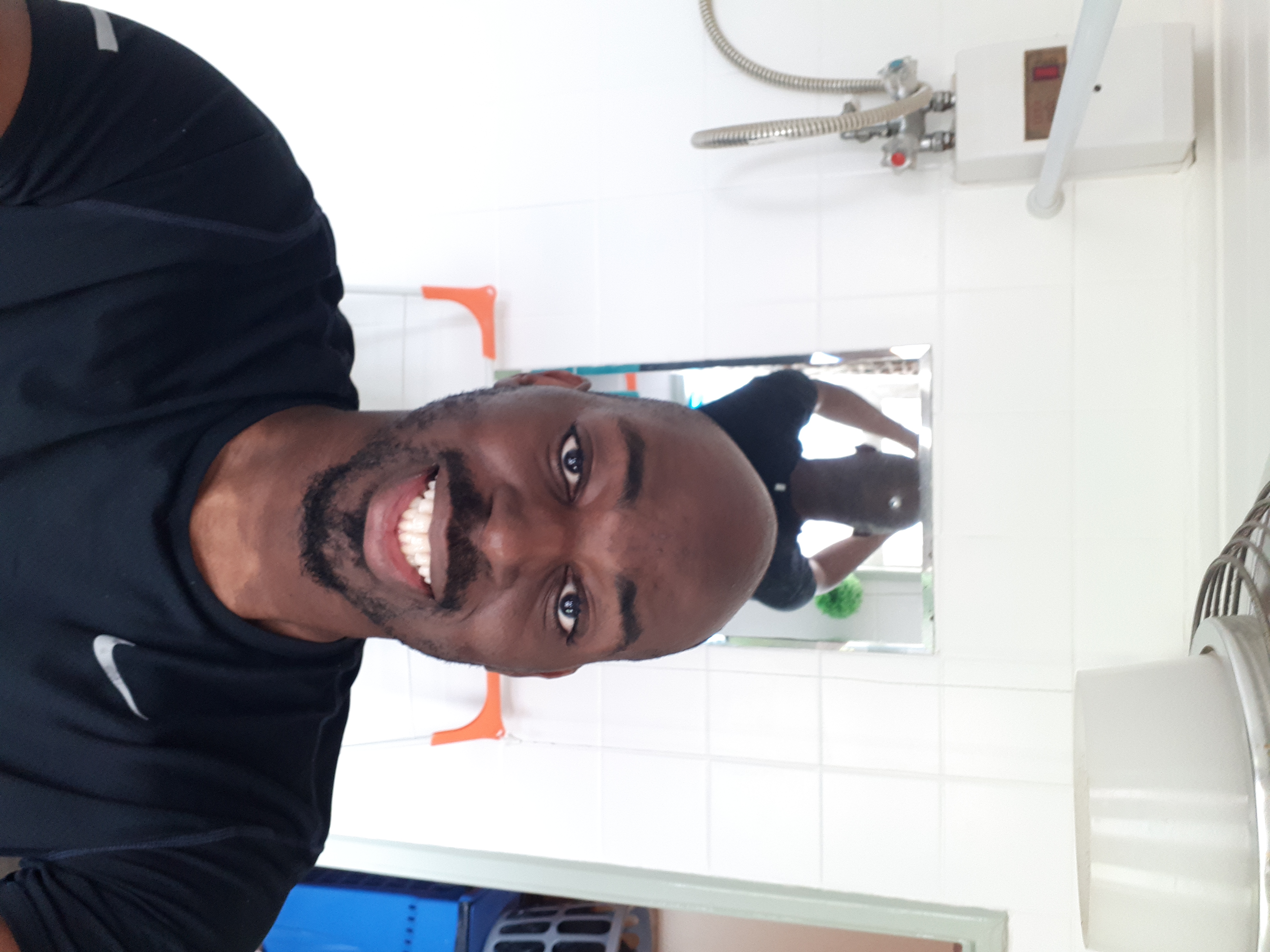 Rilwan Owolabi's avatar
