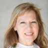 Amy Mitchell's avatar