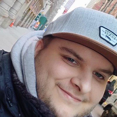 Sascha's avatar