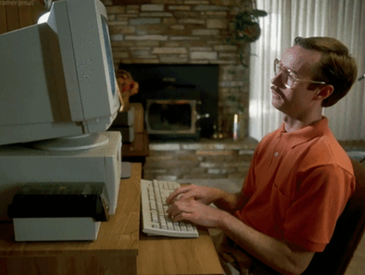 Редактор гифки. Компьютер и человек. Программист за компьютером гиф. Печатает gif. Компьютер гифка.