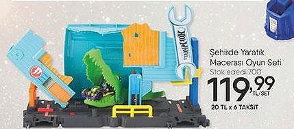 Hot Wheels Şehirde Yaratık Macerası Oyun Seti image