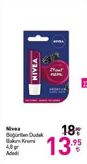 Nivea Böğürtlen Dudak Bakım Kremi 4,8 gr image