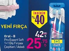 Oral-B Pro Expert Soft 1+1 Diş Fırçası Çeşitleri / Adedi image