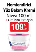 Nemlendirici Yüz Bakım Kremi Nivea 100 ml image