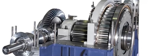 What are the steps involved in disassembling a gear housing for repair?