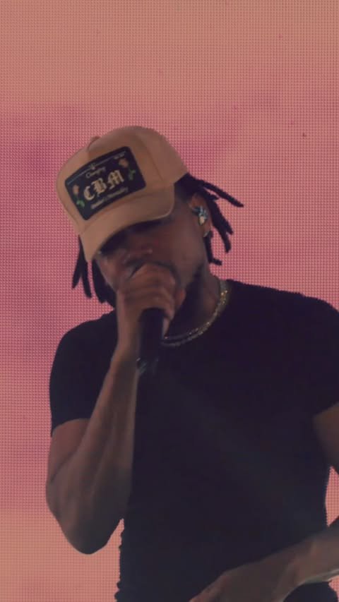 @chancetherapper — instagram — Live social proof