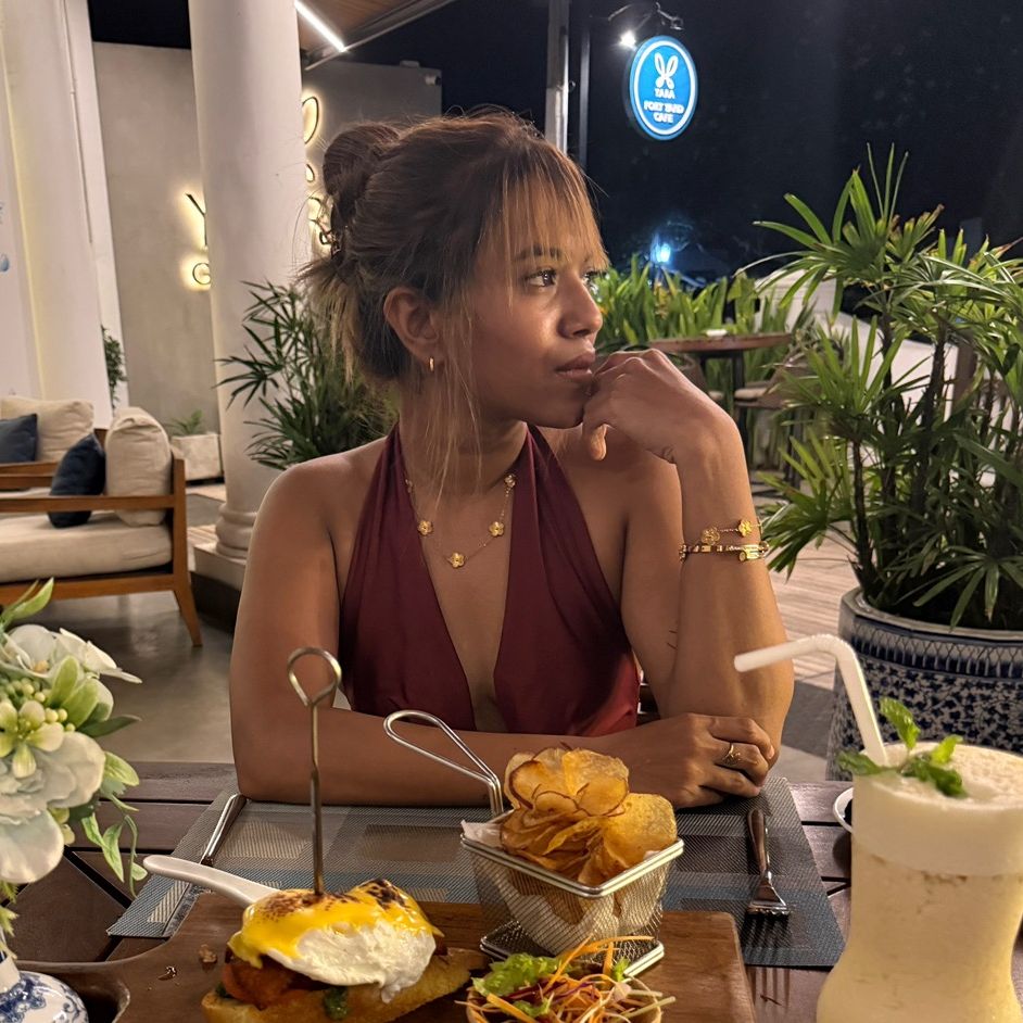 _divyahewanayake