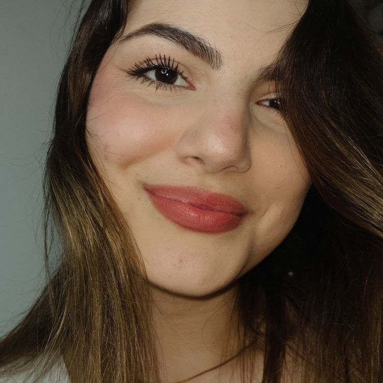 hilarymoraa