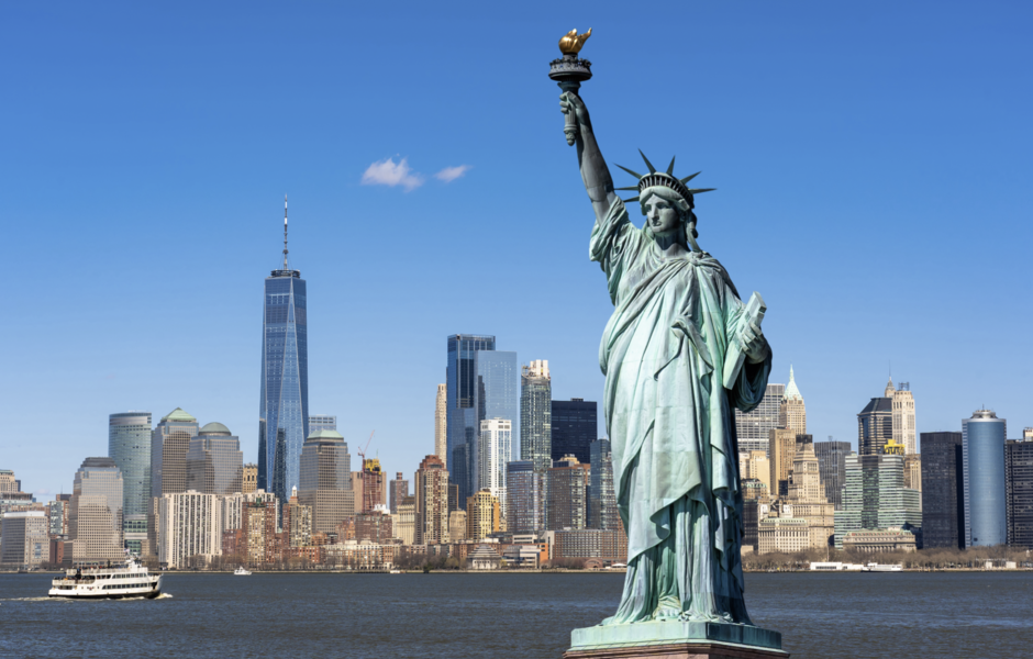 台股狂瀉439點 操盤手提款2.2億赴美買3間房