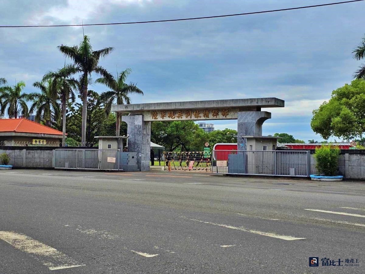 永康砲校預計年底遷移至關廟區域，此遷移案將帶動永康與關廟兩區發展。（圖／記者蘇茵慧）