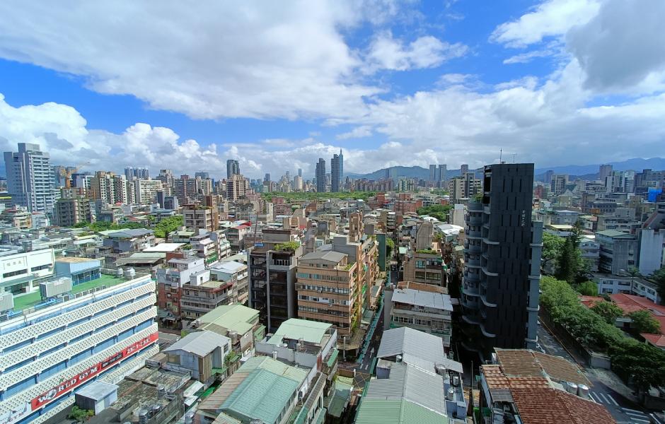 央行放權玩假的   銀行三巨頭全面封殺建商餘屋貸款