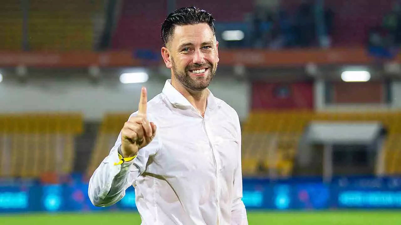 Putting the building blocks in place for Mumbai City to challenge consistently for next few years: Des Buckingham