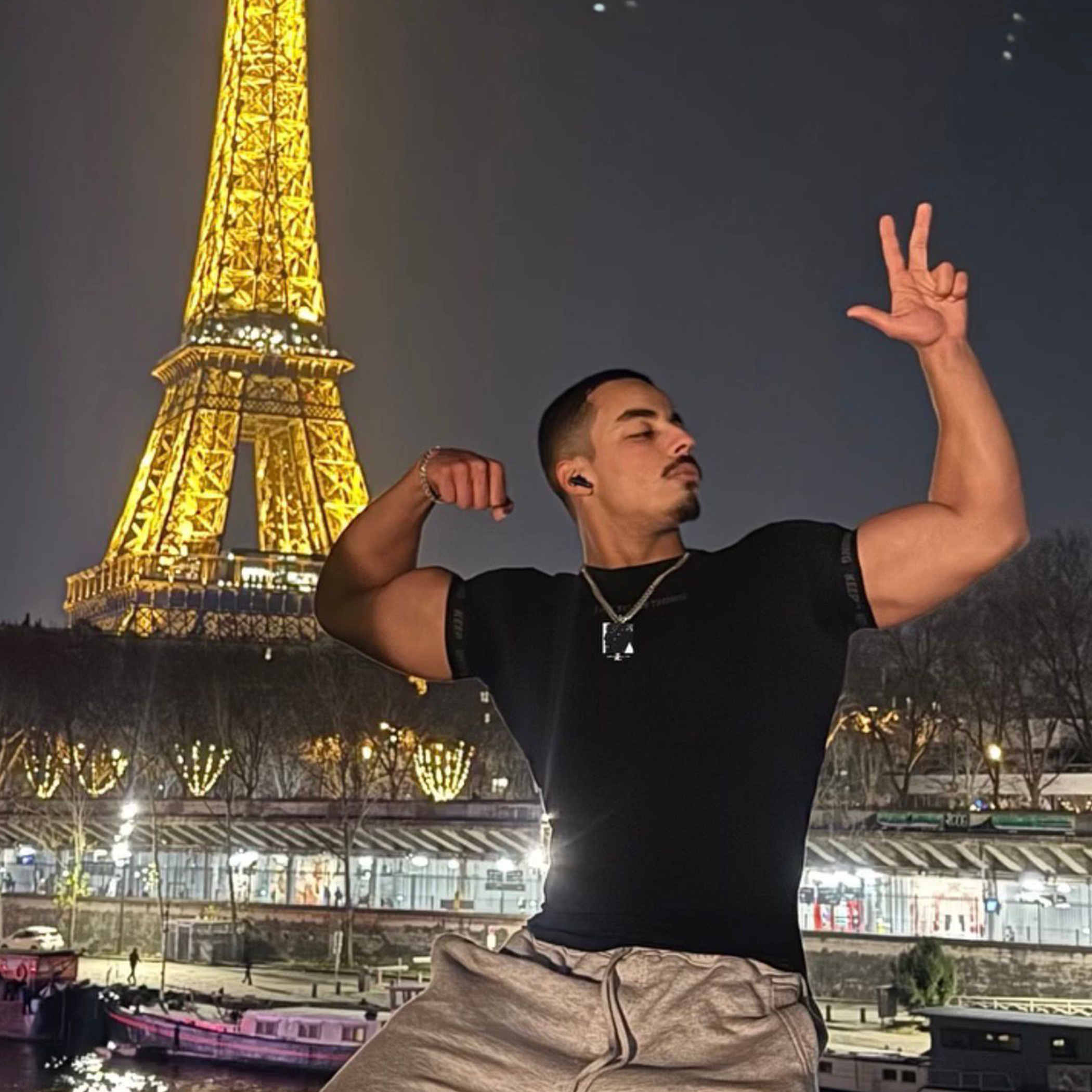 Liam Carter portrait