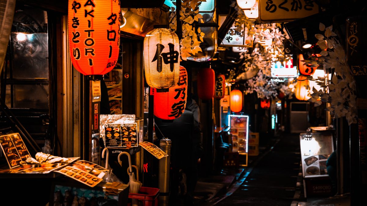 居酒屋業態は限界?チェーン店が次々と業態転換する中、打つ手はあるか