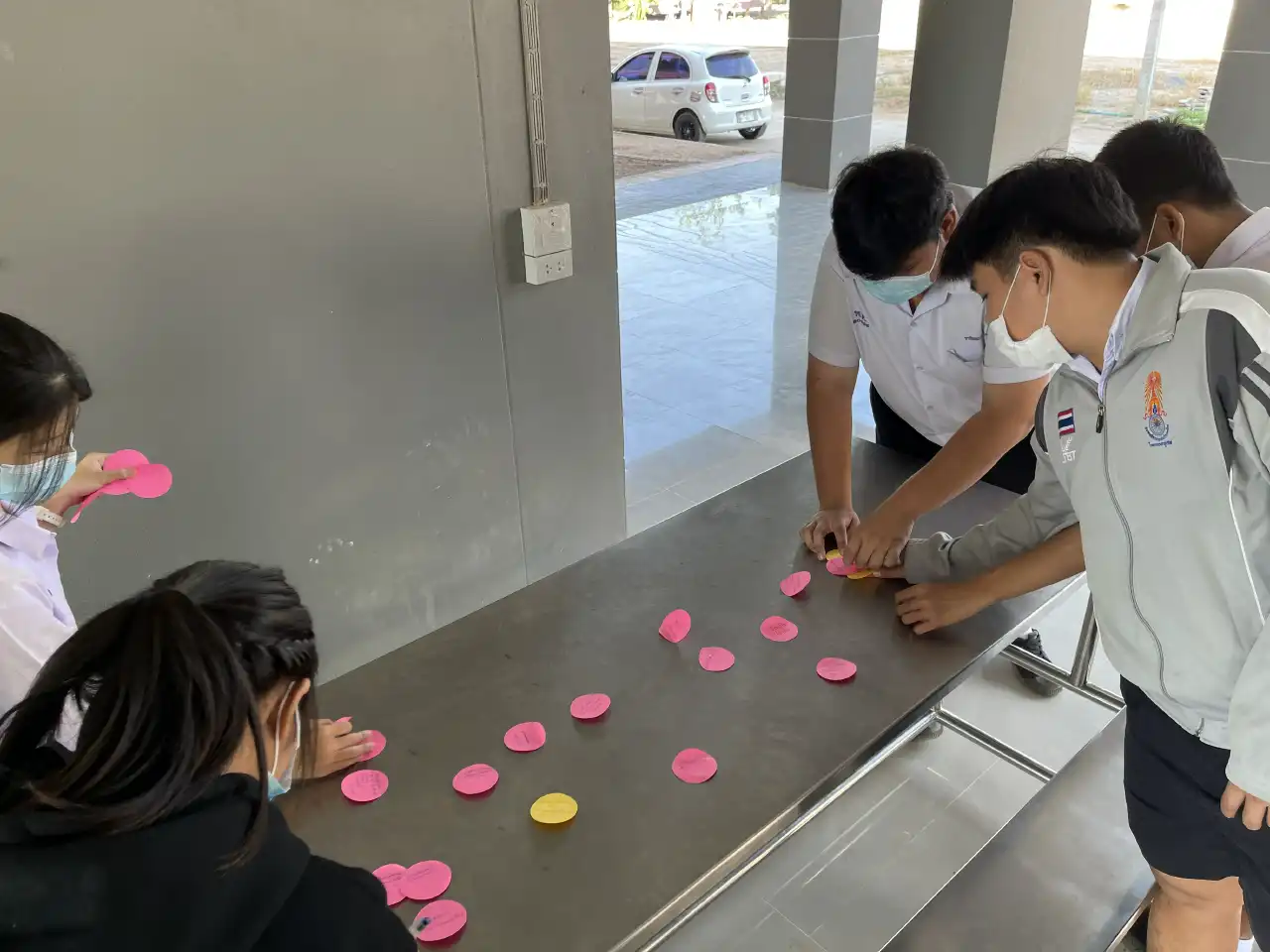 ภาพประกอบไอเดีย จริงๆนะ แค่รู้สึกปล่อยผ่านไม่ได้
