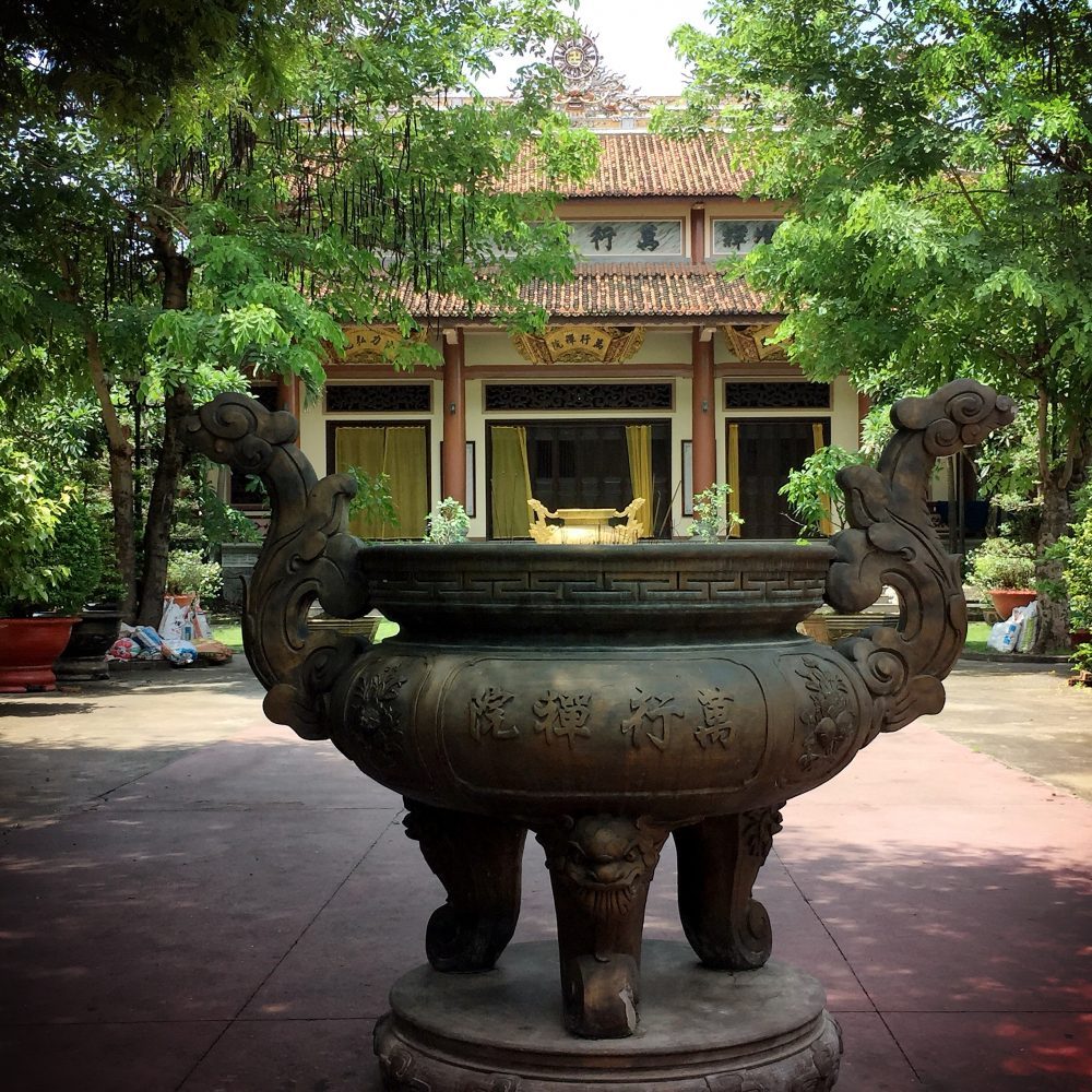 Vietnam buddhist temples