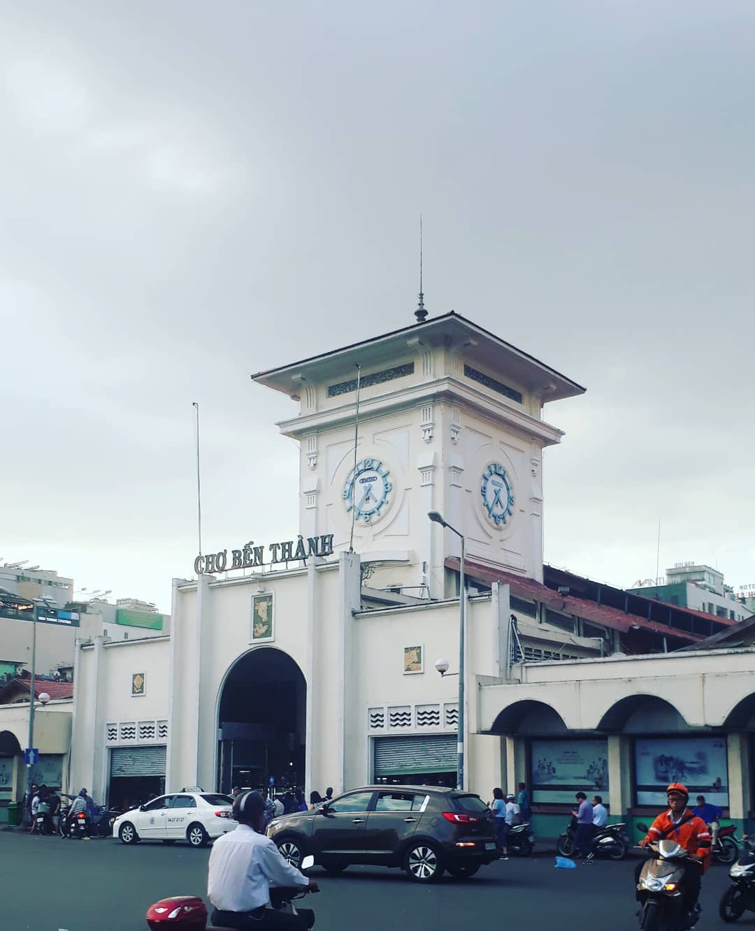 ho chi minh walking tour