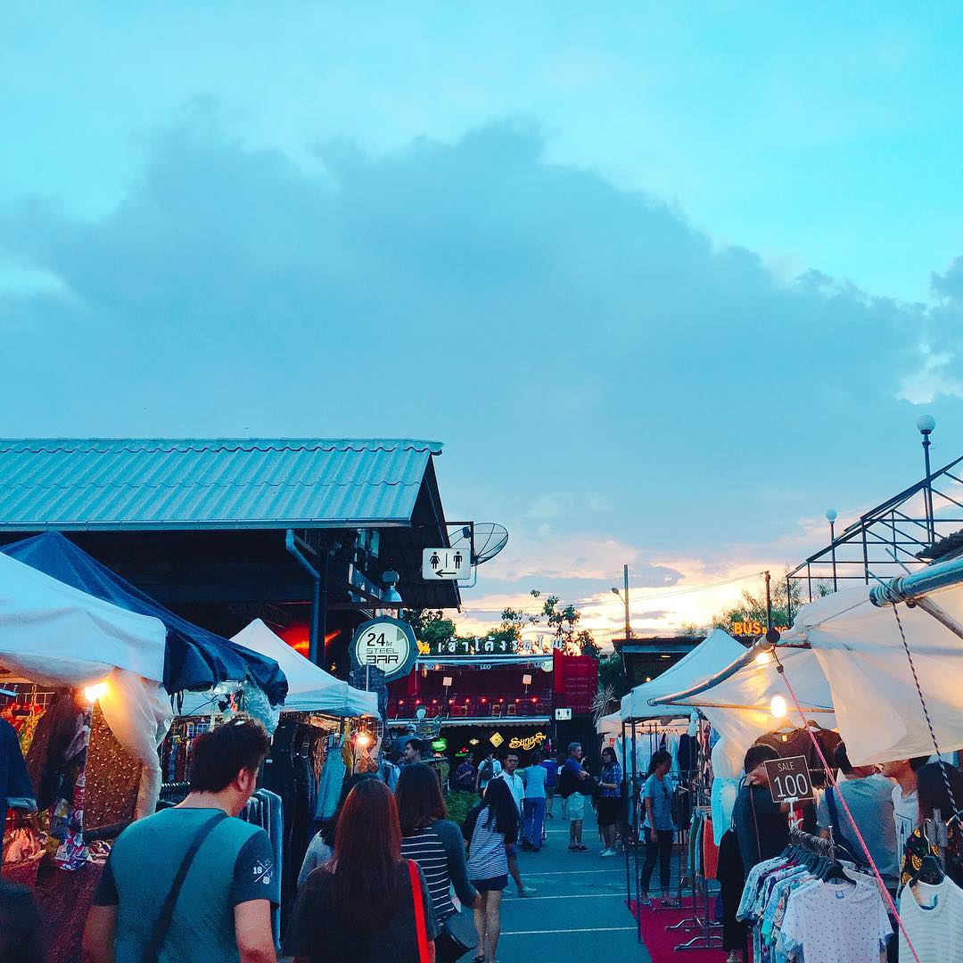 bangkok night markets