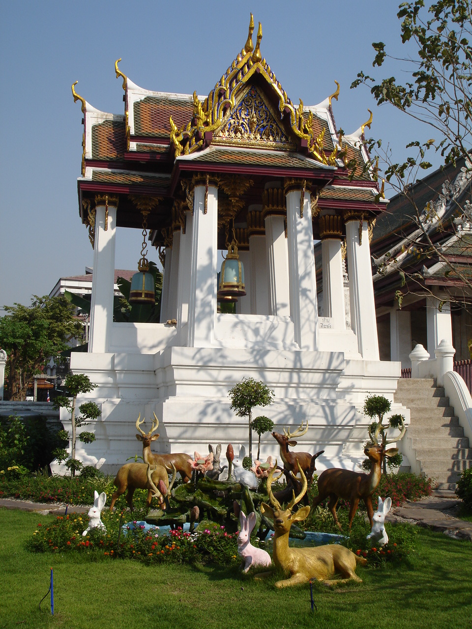 temples in thai