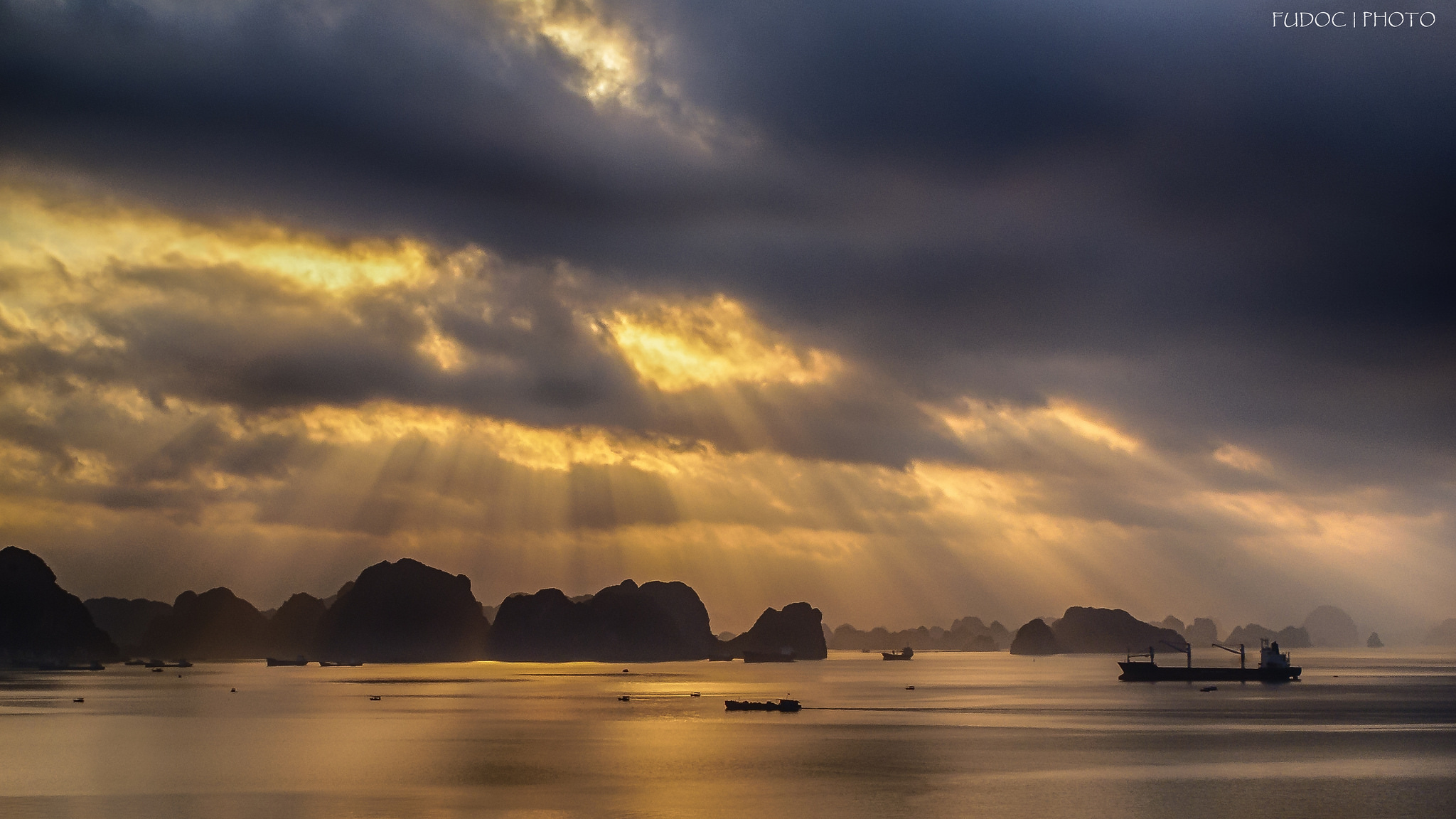 halong bay 