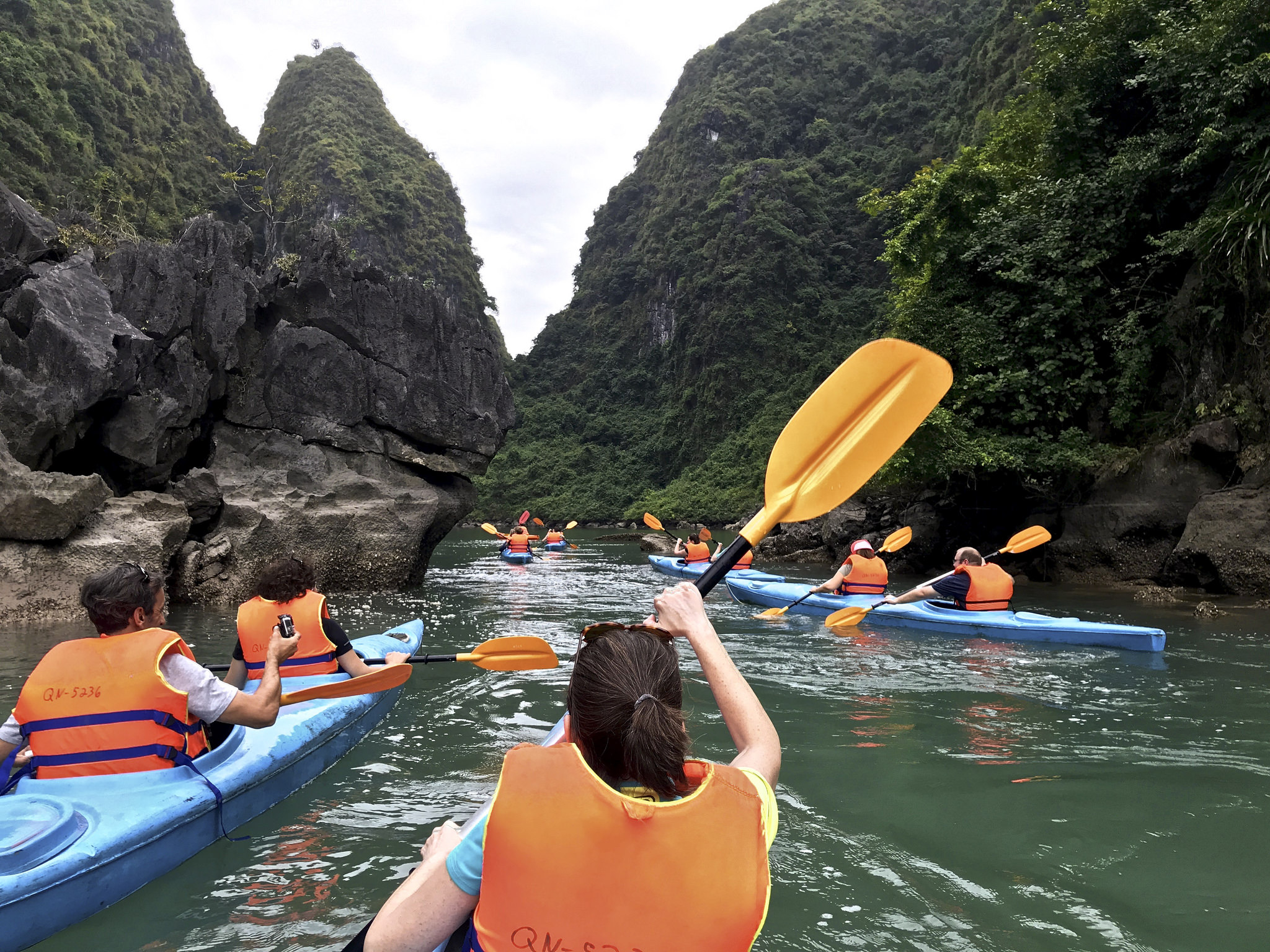 halong bay cruise