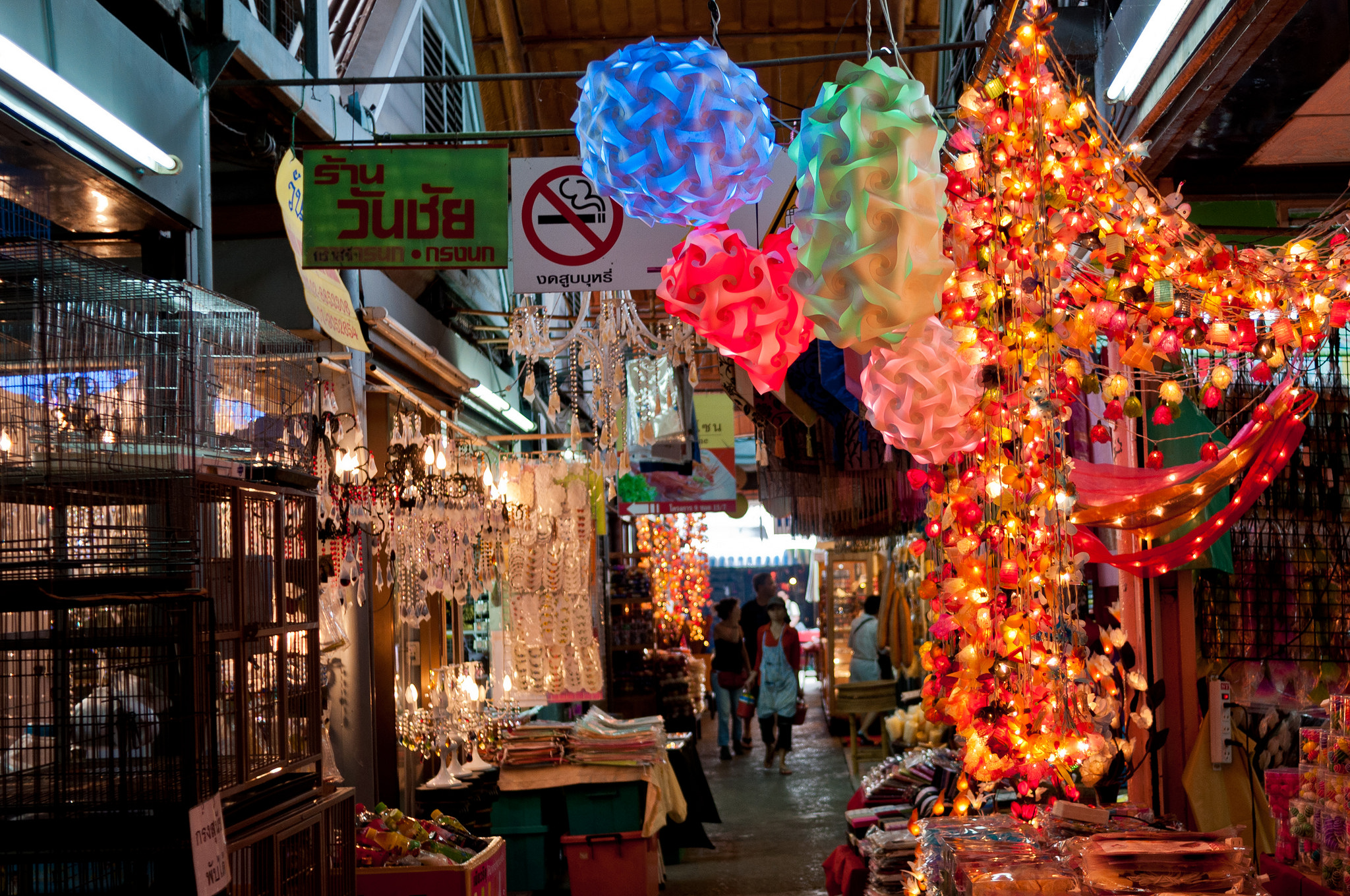 market in bangkok