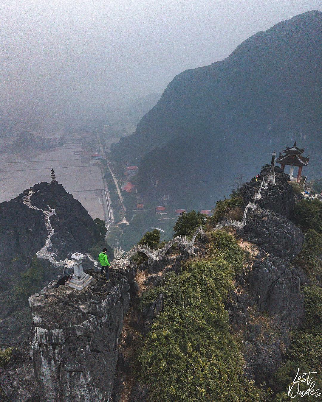 ninh binh day trip from hanoi reddit