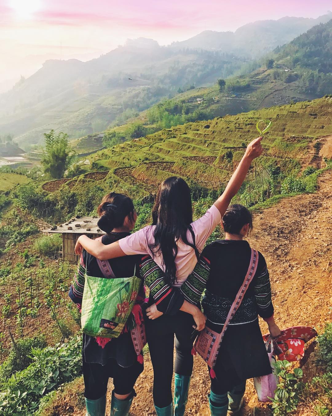 trekking in sapa