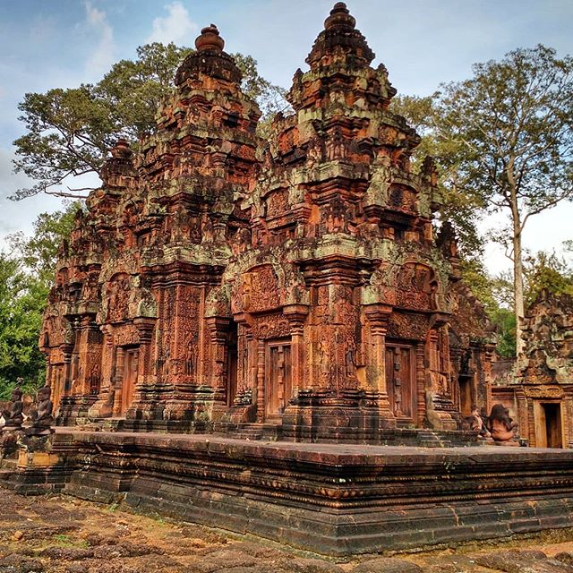 Banteay Srei tour