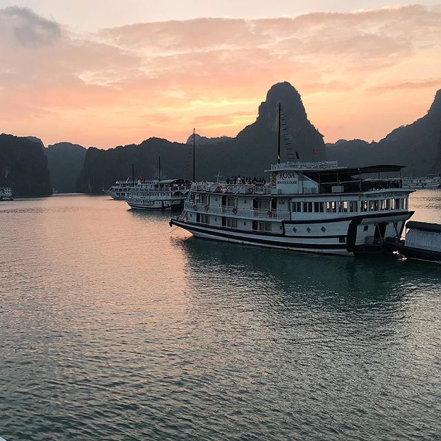 best time to visit halong bay