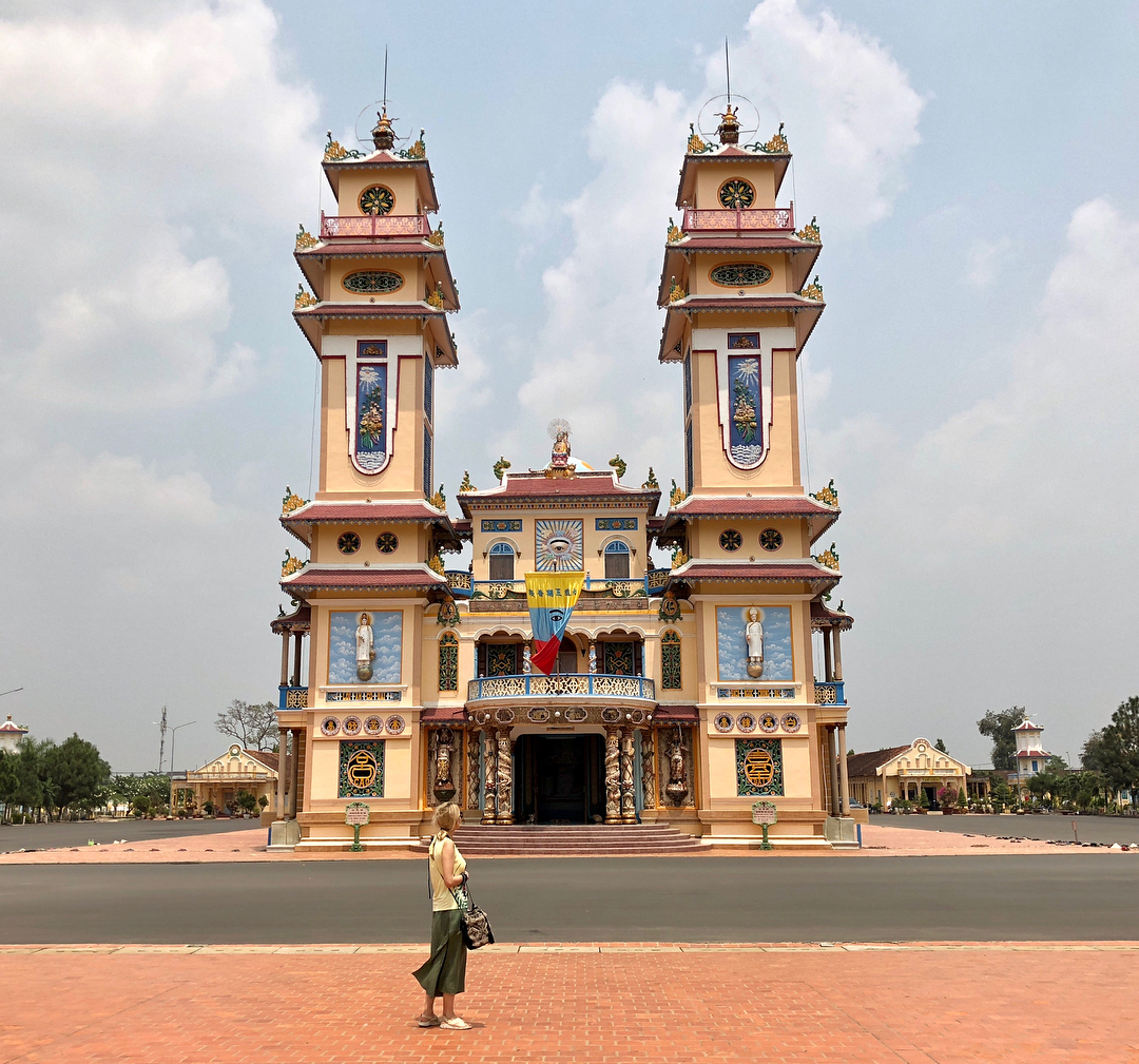 Cao Dai Temple