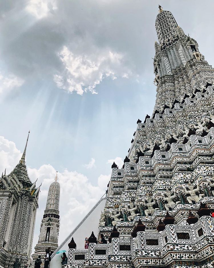 wat arun in bangkok 