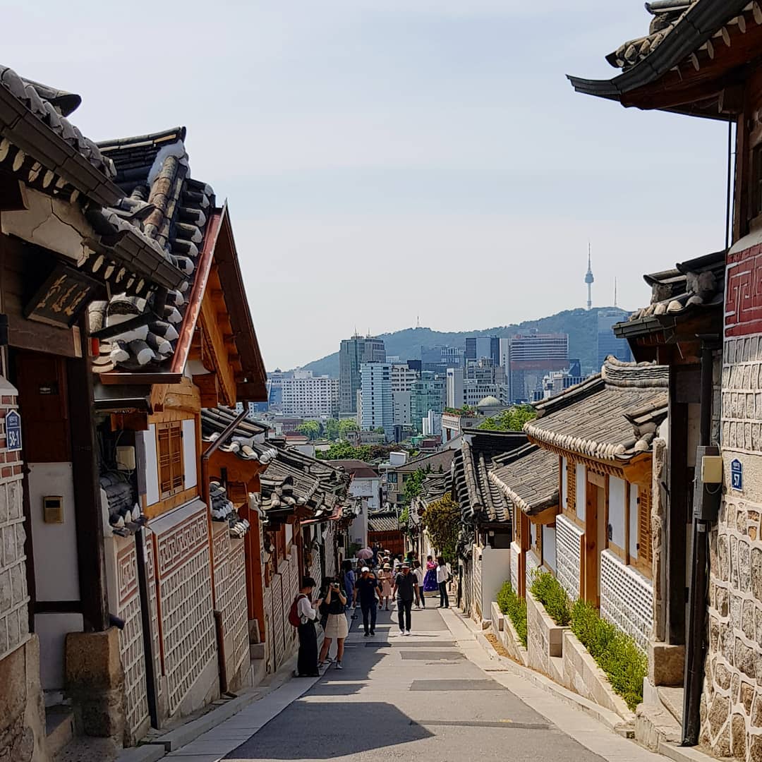 bukchon hanok village 