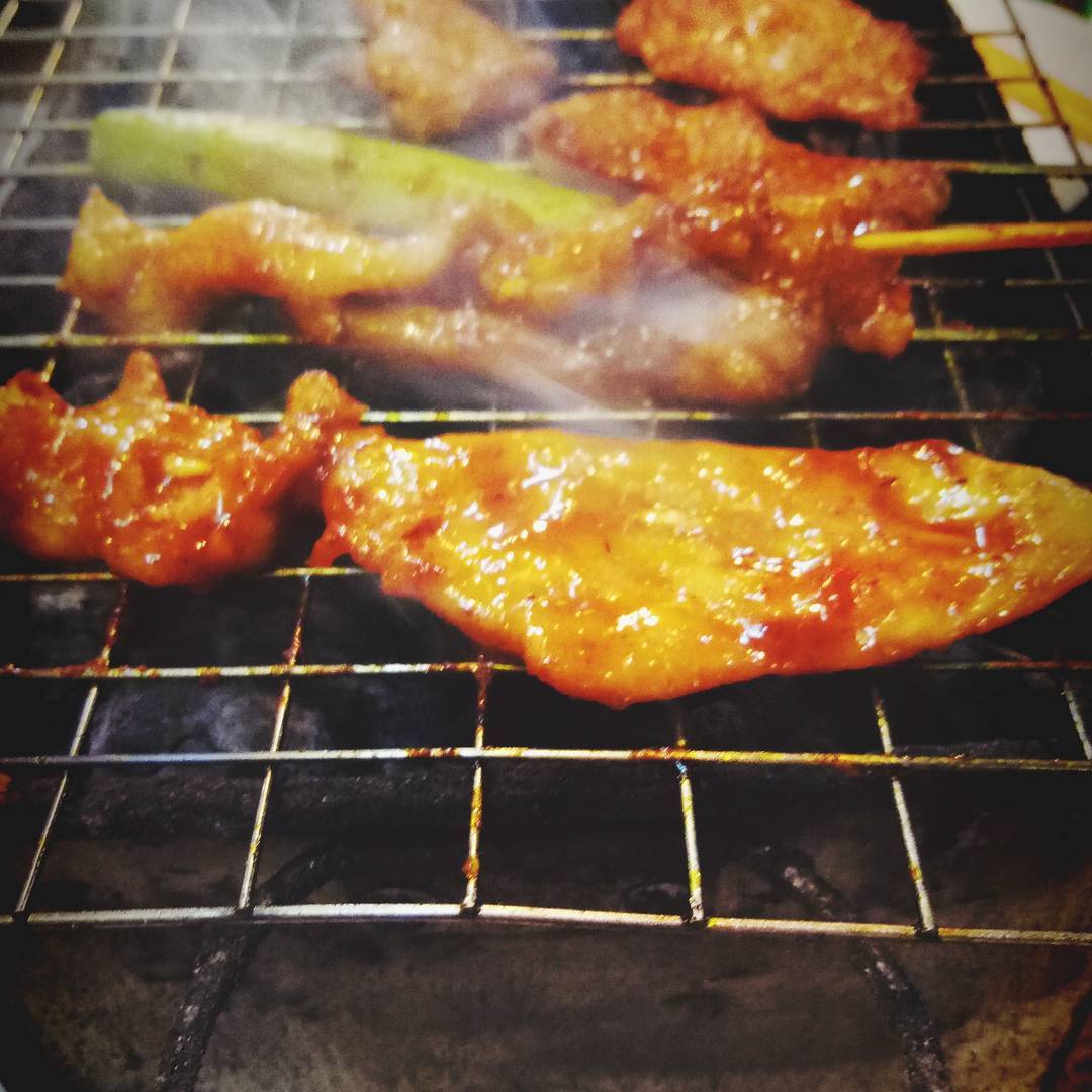 street food in saigon