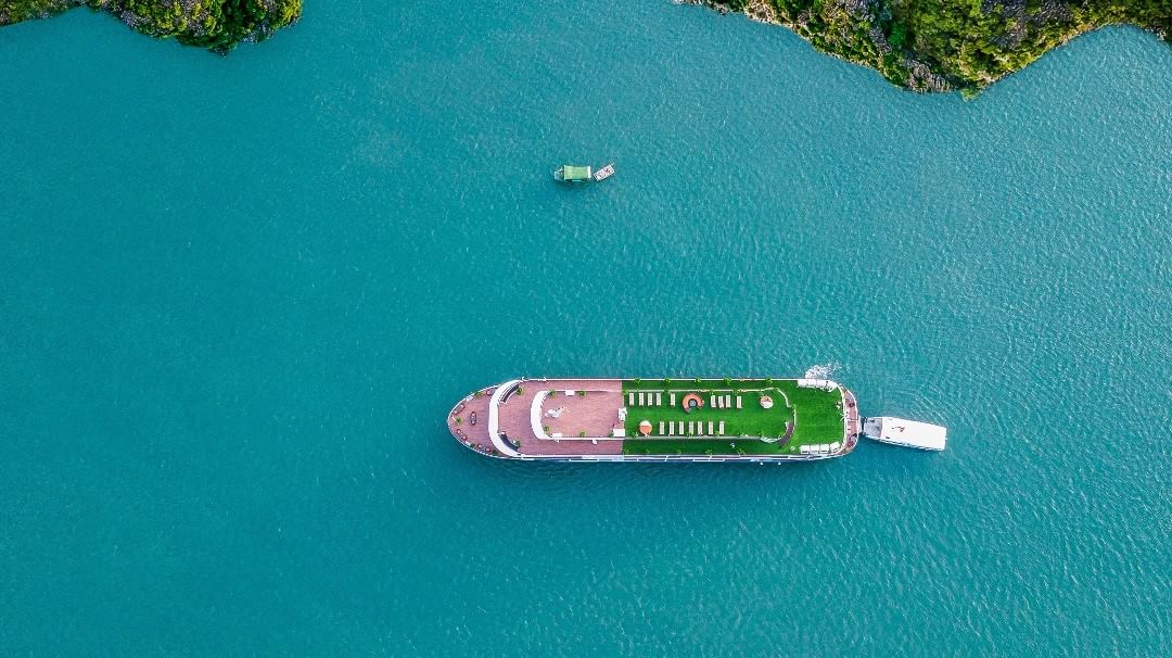 Ha Long Bay cruises