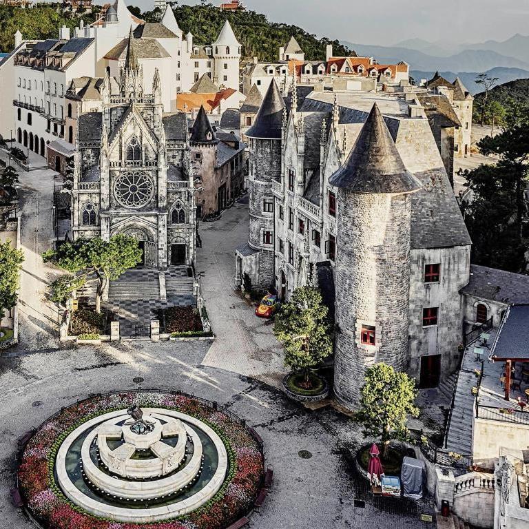 Ba Na Hills French Village