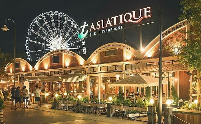 Asiatique night market