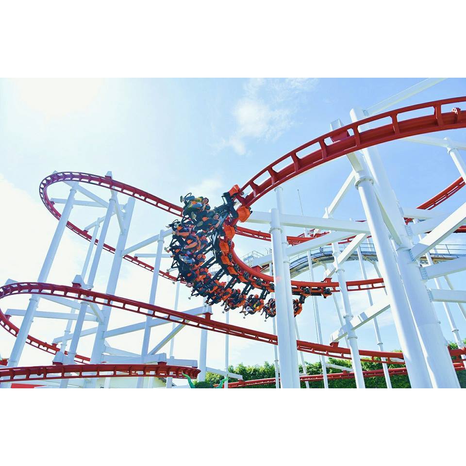 Sky Coaster - the most popular ride in Dream World Bangkok