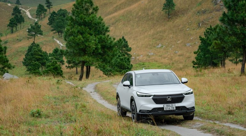 Mobil HONDA HRV 2023