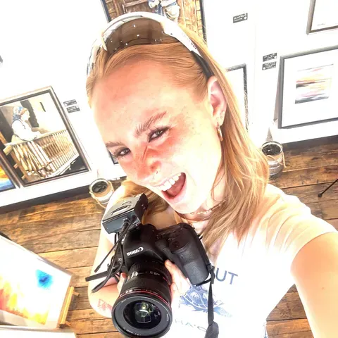 victoriafank.pro@gmail.com