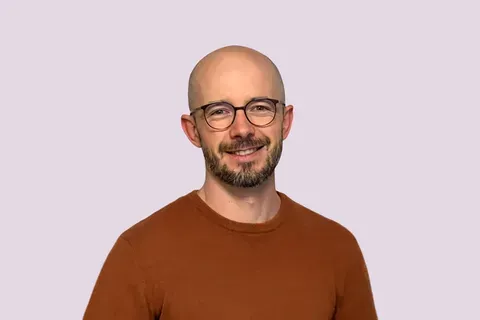 martin.kovacovsky@frontify.com