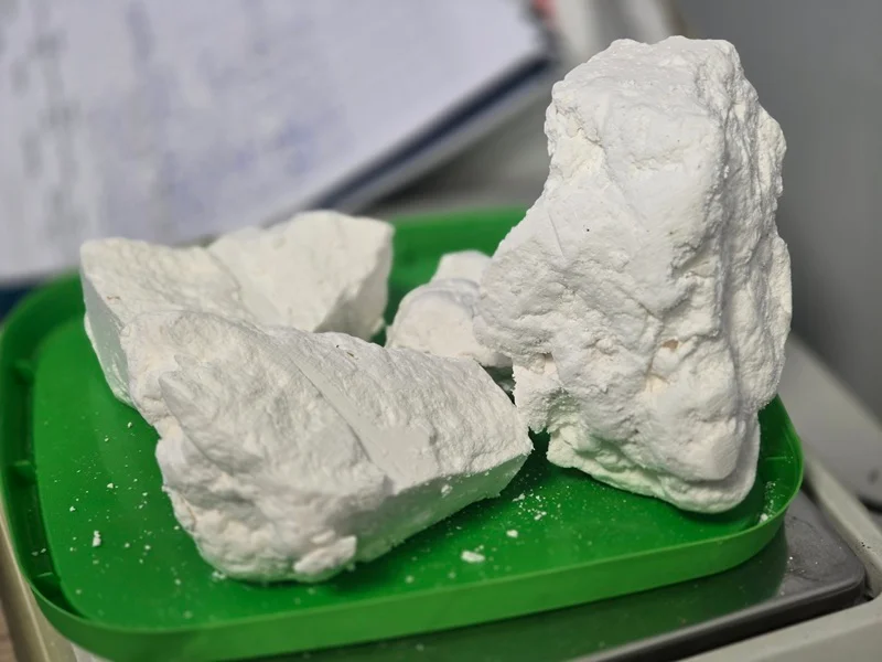 Ponad kilogram narkotyków znaleziony u 28-latka. Był w trakcie odbywania kary!