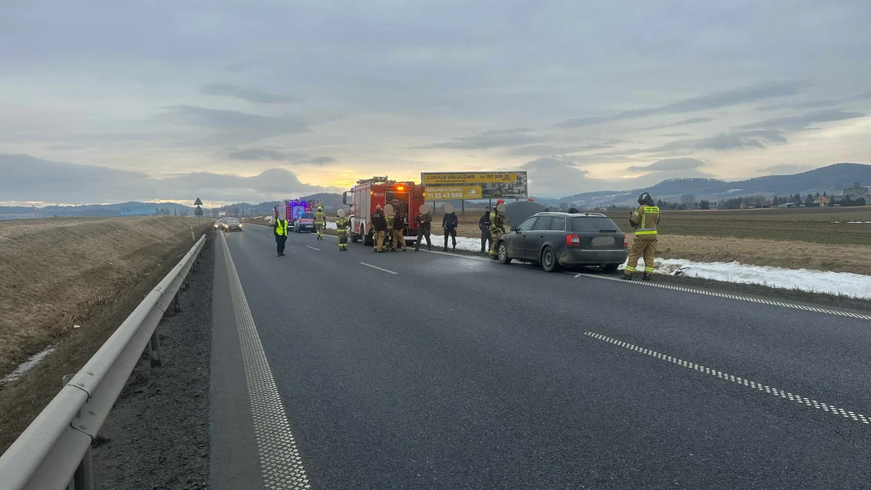 Kłodzko - pożar auta na K33