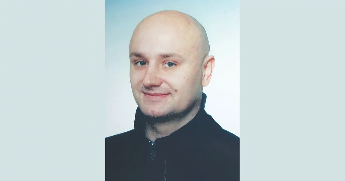 Piękny gest Pawła Jeżewskiego. Ostatnie egzemplarze książki o wojennej historii Nowej Rudy trafiły do bibliotek