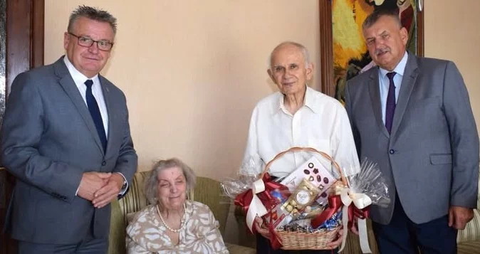 Gmina Kłodzko. 60 lat razem: Jubileusz małżeństwa Państwa Kowalczyków [zdjęcie]