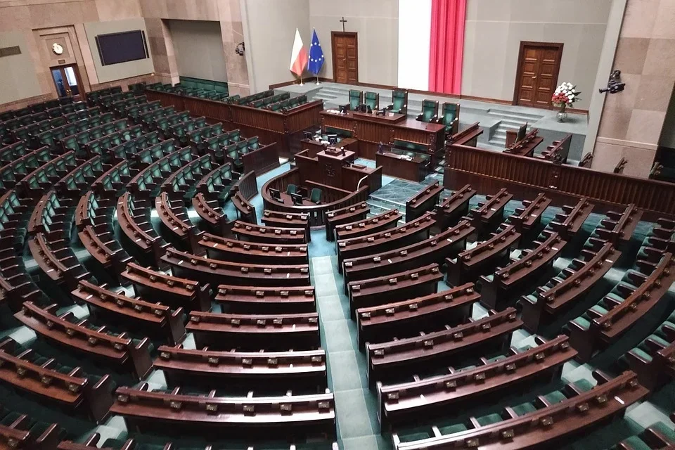 Kilometrówki, najem i taksówki [POLITYKA]