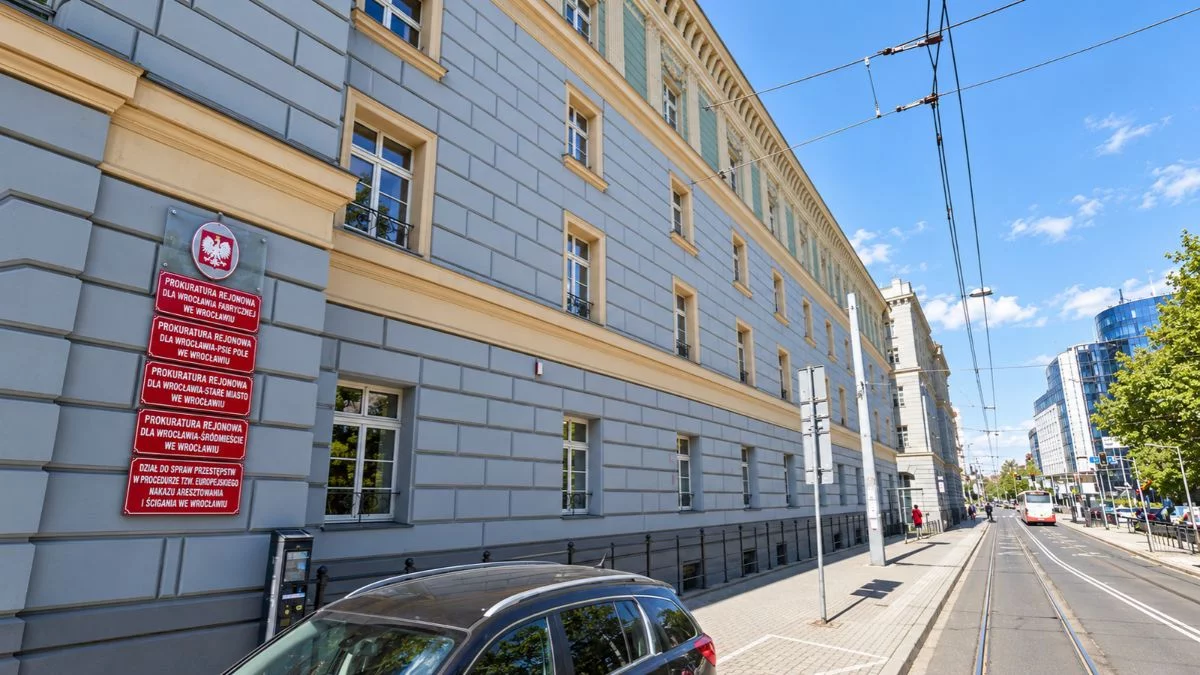 Krytykował wojewodę dolnośląską. Urząd zawiadomił prokuraturę, śledczy umorzyli sprawę